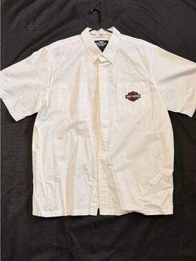 Harley-Davidson White Short Sleeve Button-Down Work Shirt with Chest Patch